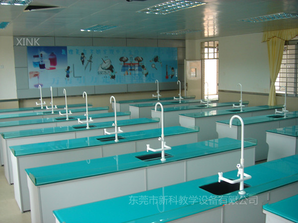 科學(xué)實(shí)驗室（鋼化玻璃）