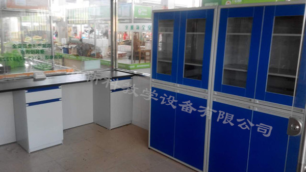實(shí)驗室設備