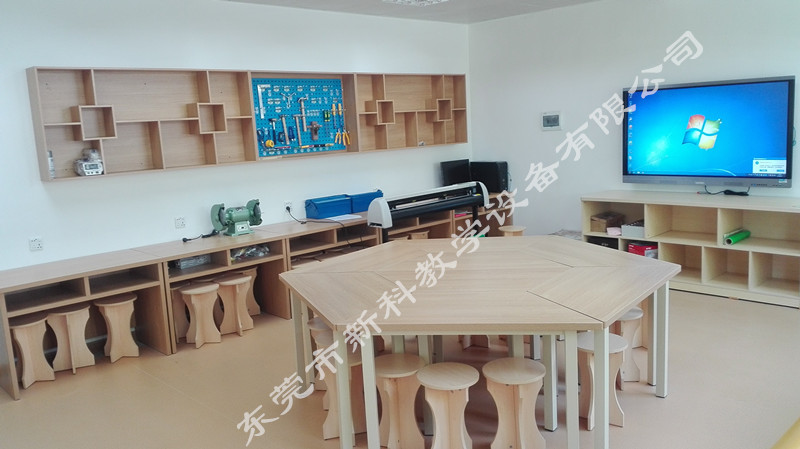 <a href='http://www.sbwkx.cn' target='1' style='font-size:14px; font-weight:bold; color:#0080ff;'>創(chuàng  )客實(shí)驗室</a>